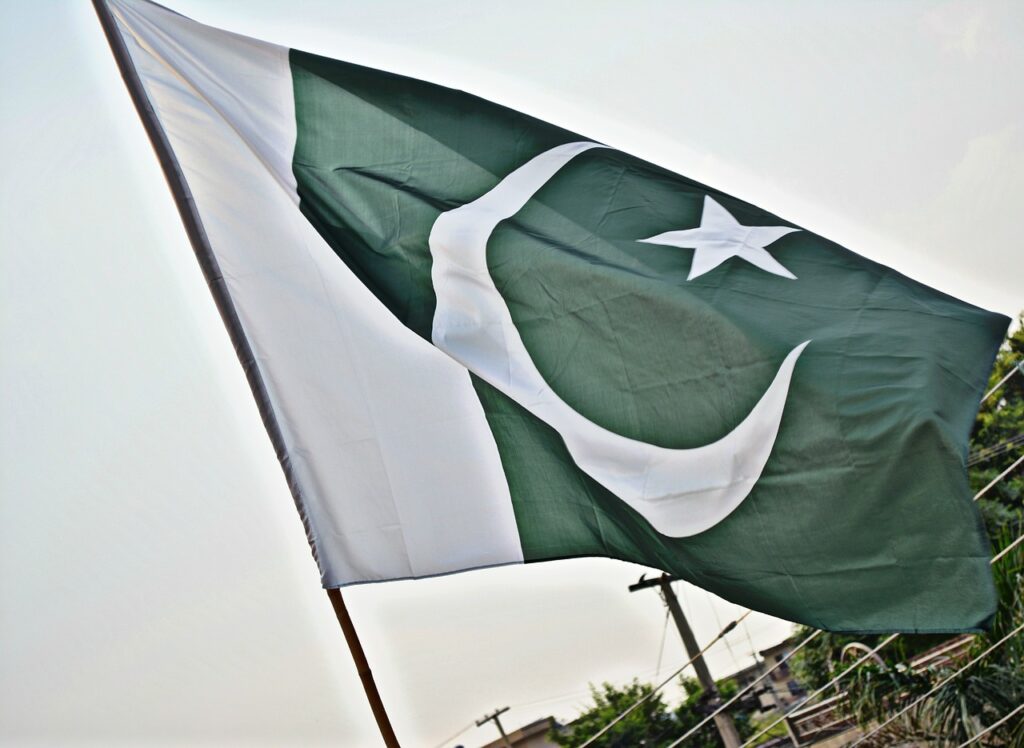 pakistan, pakistan flag, national-895319.jpg