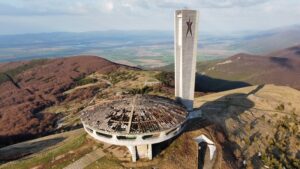Read more about the article Buzludzha Monument – A Solo Journey to Find the Soviet Architecture Masterpiece