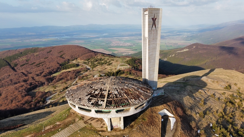 Read more about the article Buzludzha Monument – A Solo Journey to Find the Soviet Architecture Masterpiece